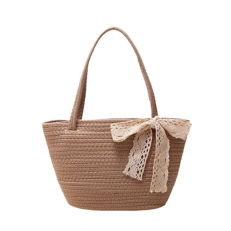 Damen Handtasche mit dekorativem Häkelband Karnz