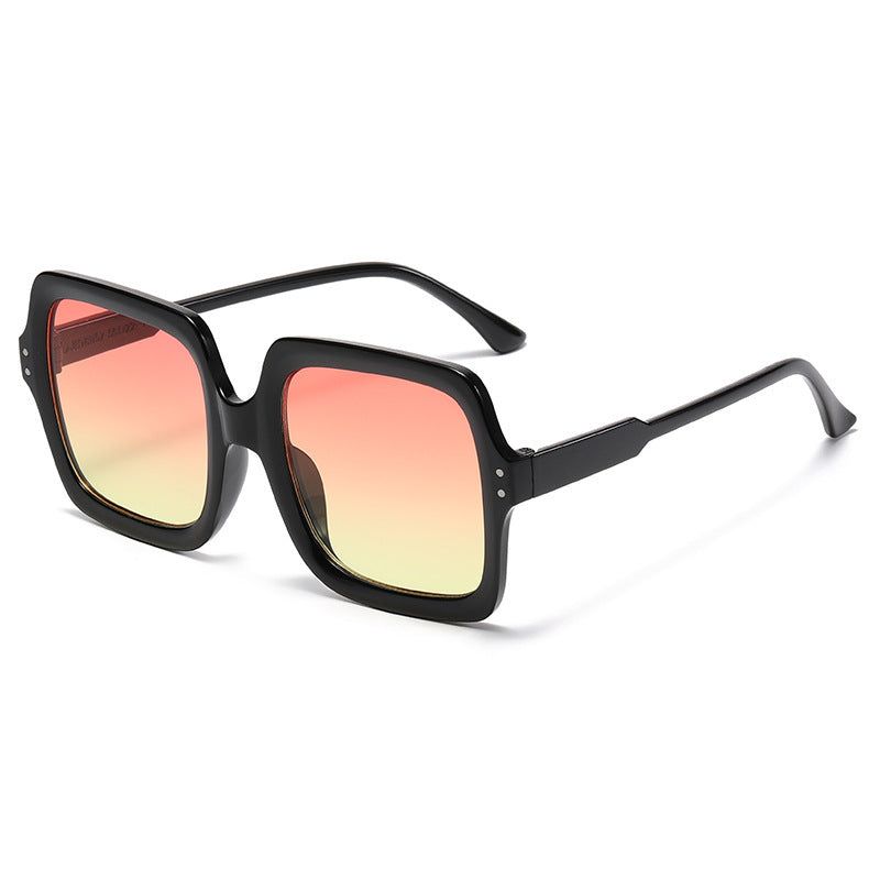 Damen modische quadratische Sonnenbrille mit verspiegelten Gläsern Karnz