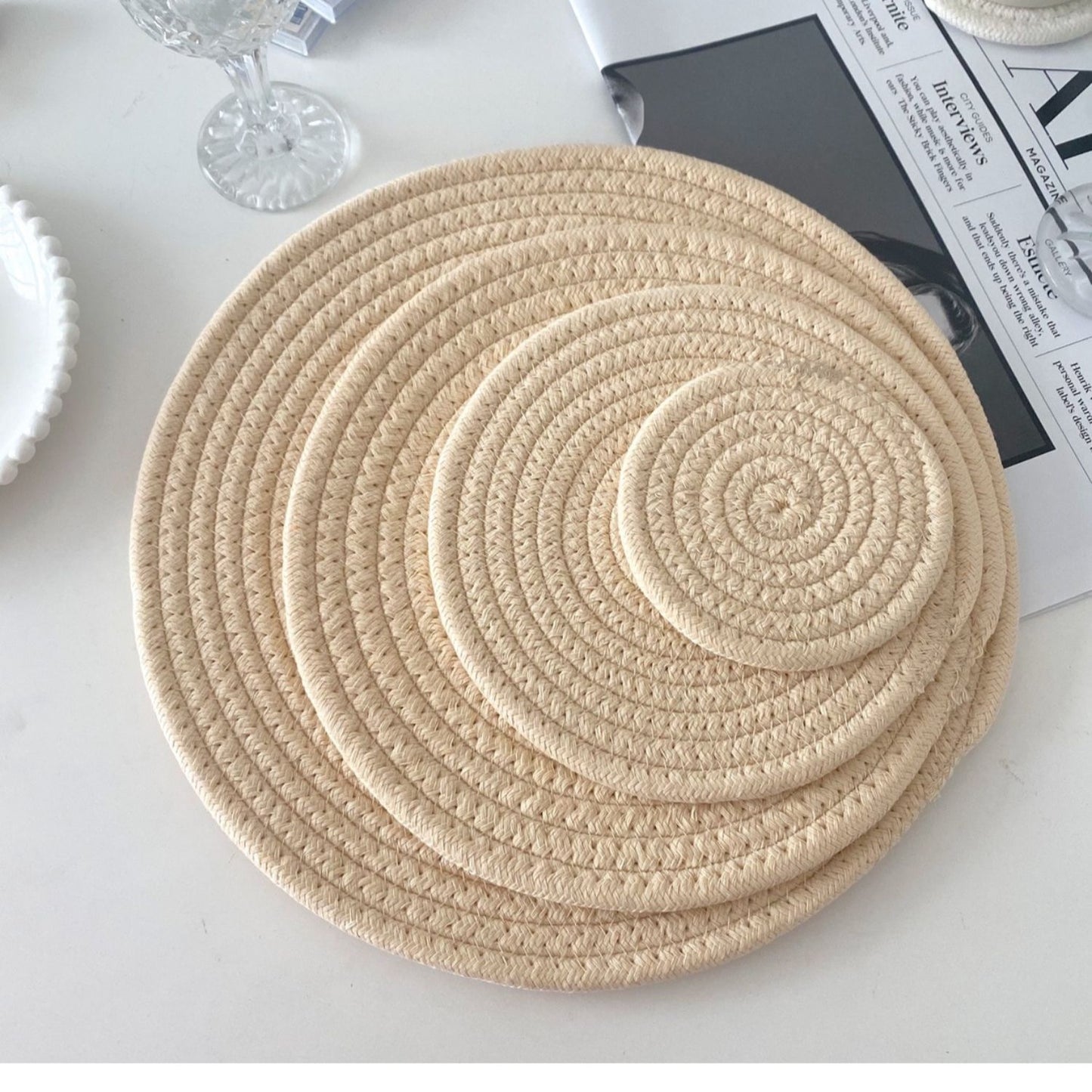 Damen Runde Platzdeckchen aus hochwertigem Naturmaterial Karnz