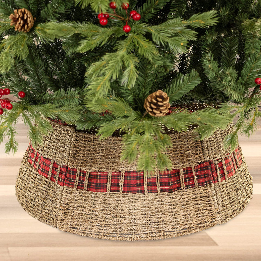 Dekorativer Weihnachtsbaumständer Aus Geflecht Karnz