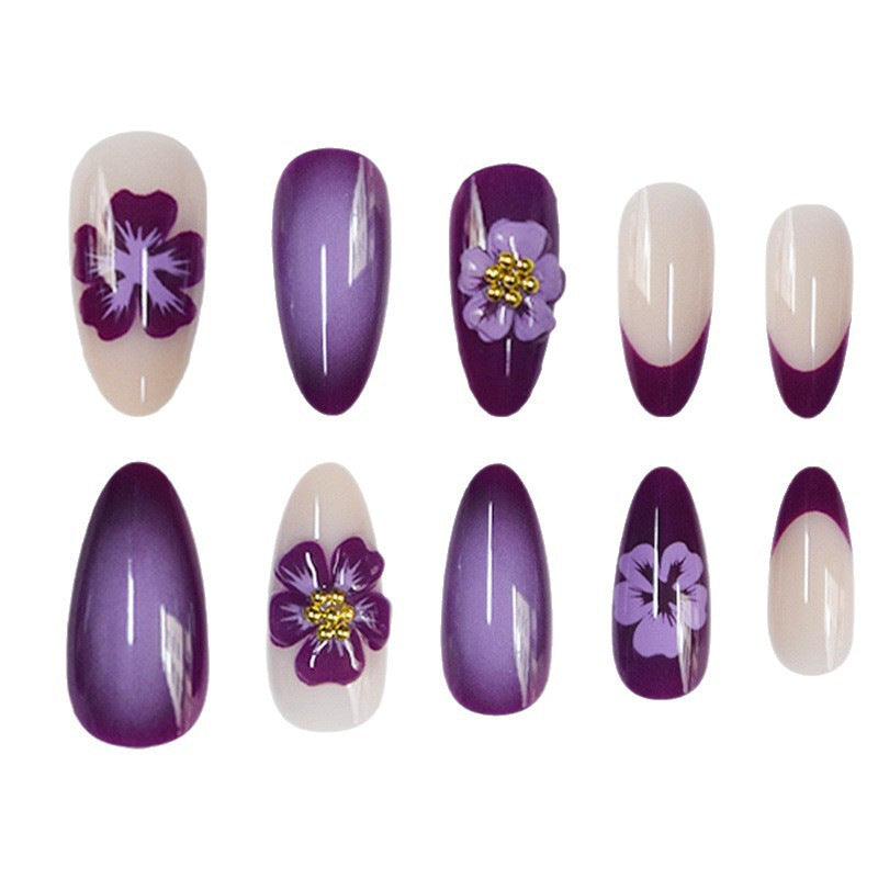 Künstlerisches Florales Design Press-On Nagelset Karnz