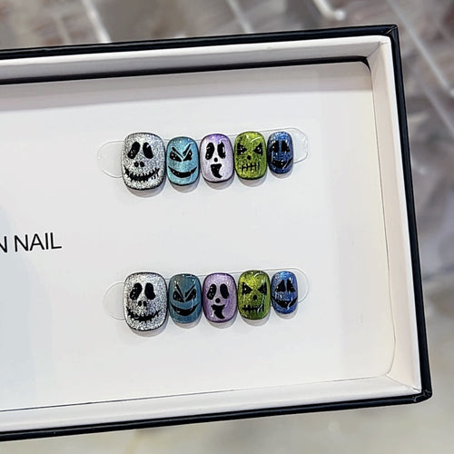 Kreatives thematisches Press-On-Nagelset Karnz
