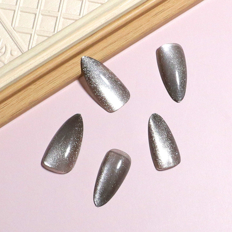 Glamouröse schimmernde Press-On-Nagelspitzen Karnz