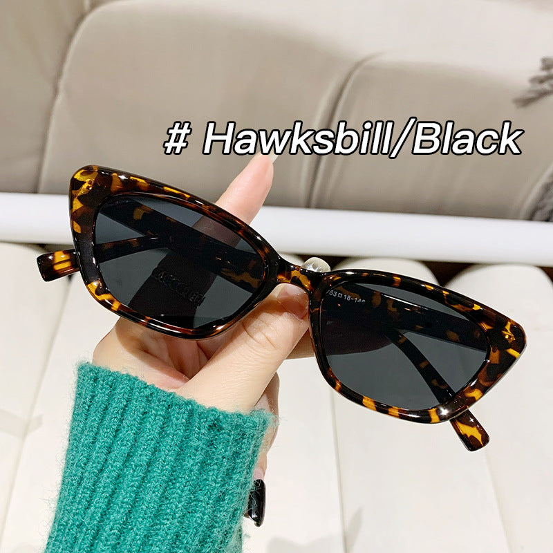 Damen Cat-Eye Sonnenbrille mit hochwertigem, geometrischem Rahmen Karnz