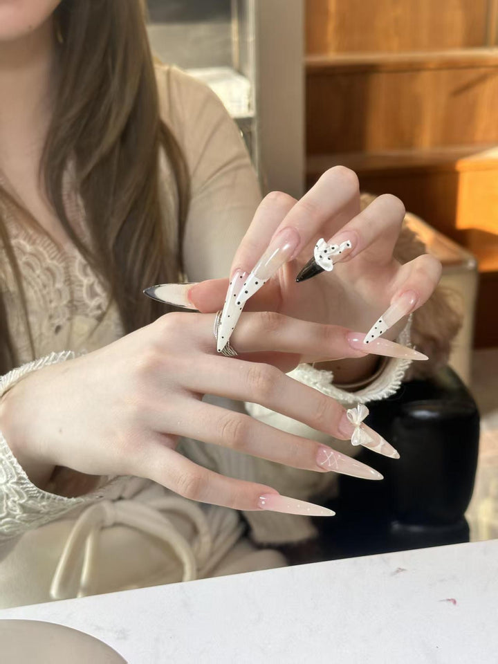 Künstlerische 3D Thema Press-On Nagelverlängerungen