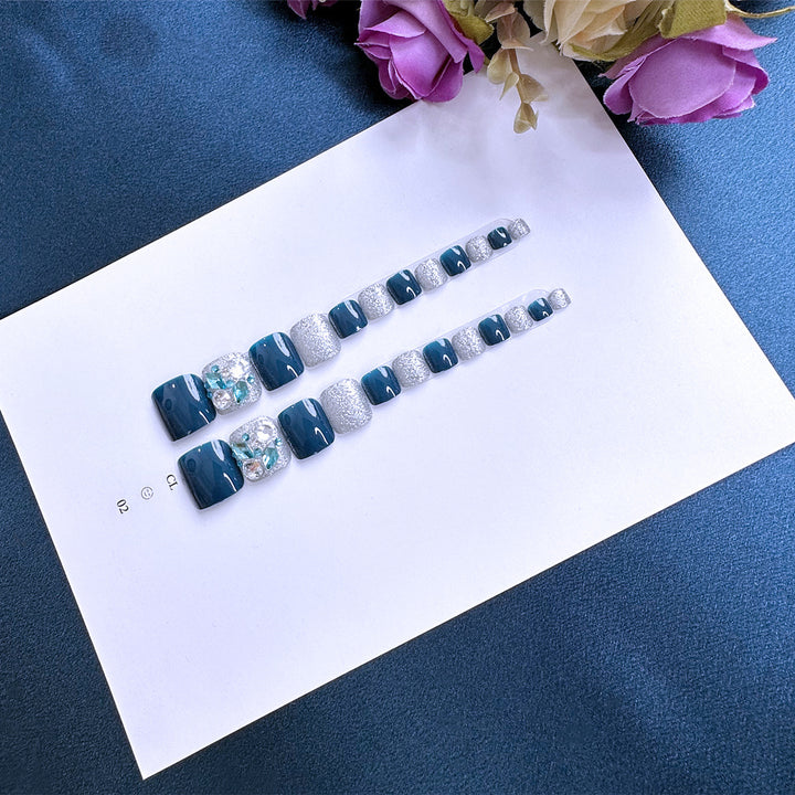 Fußnagelkunst mit Glamourösen Strassakzenten Karnz