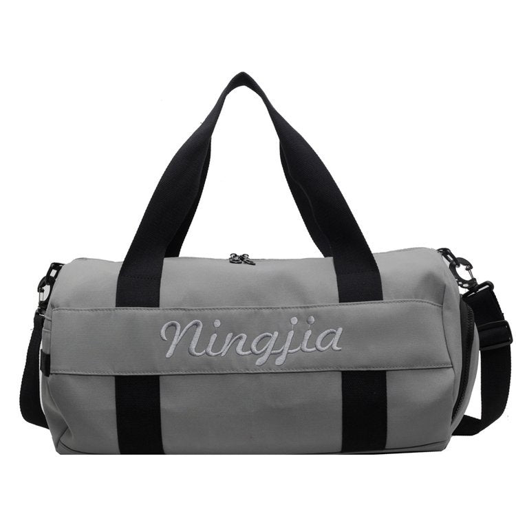 Stylische kompakte Sportduffel Karnz