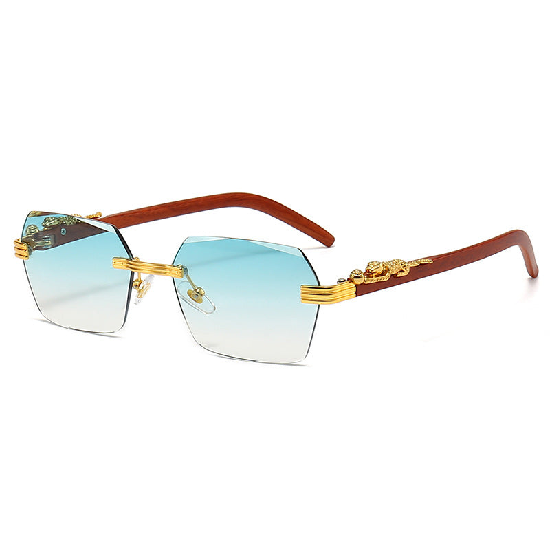 Damen Designer-Sonnenbrille mit kunstvollem Holzrahmen und eleganten Glaselementen Karnz