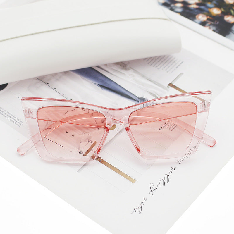 Damen Katzenaugen-Sonnenbrille mit transparentem Rahmen und UV-Schutz Karnz