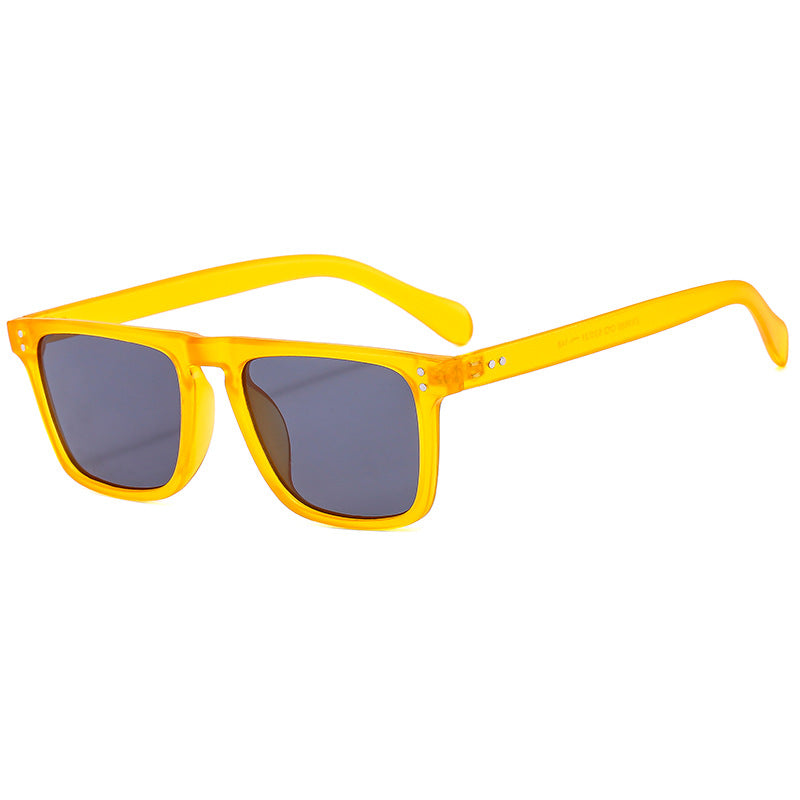 Damen modische Brille im eleganten Katzenaugen-Design Karnz