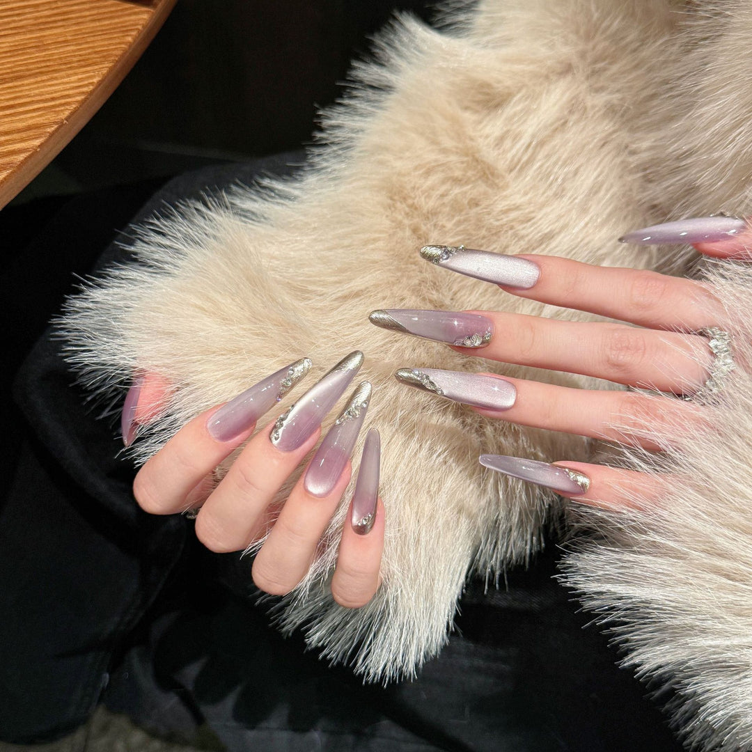 Premium Stiletto Press-On Nail Set mit glitzernden Akzenten