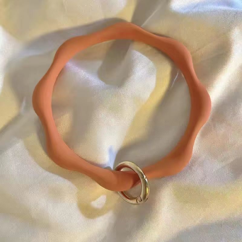 Silicone Handy Halter Ring Karnz