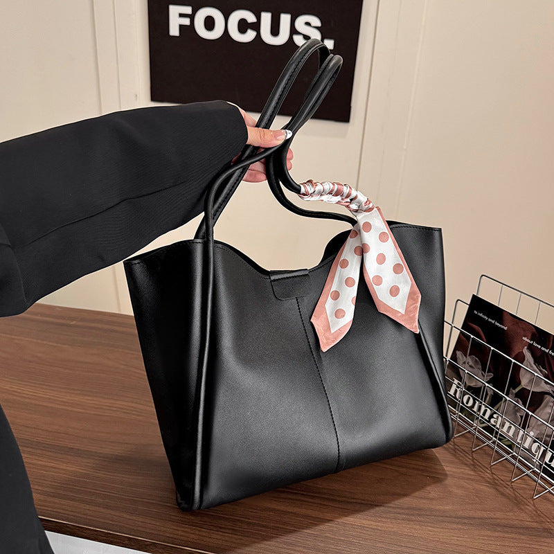 Elegante Tote Bag mit abnehmbarem Schal