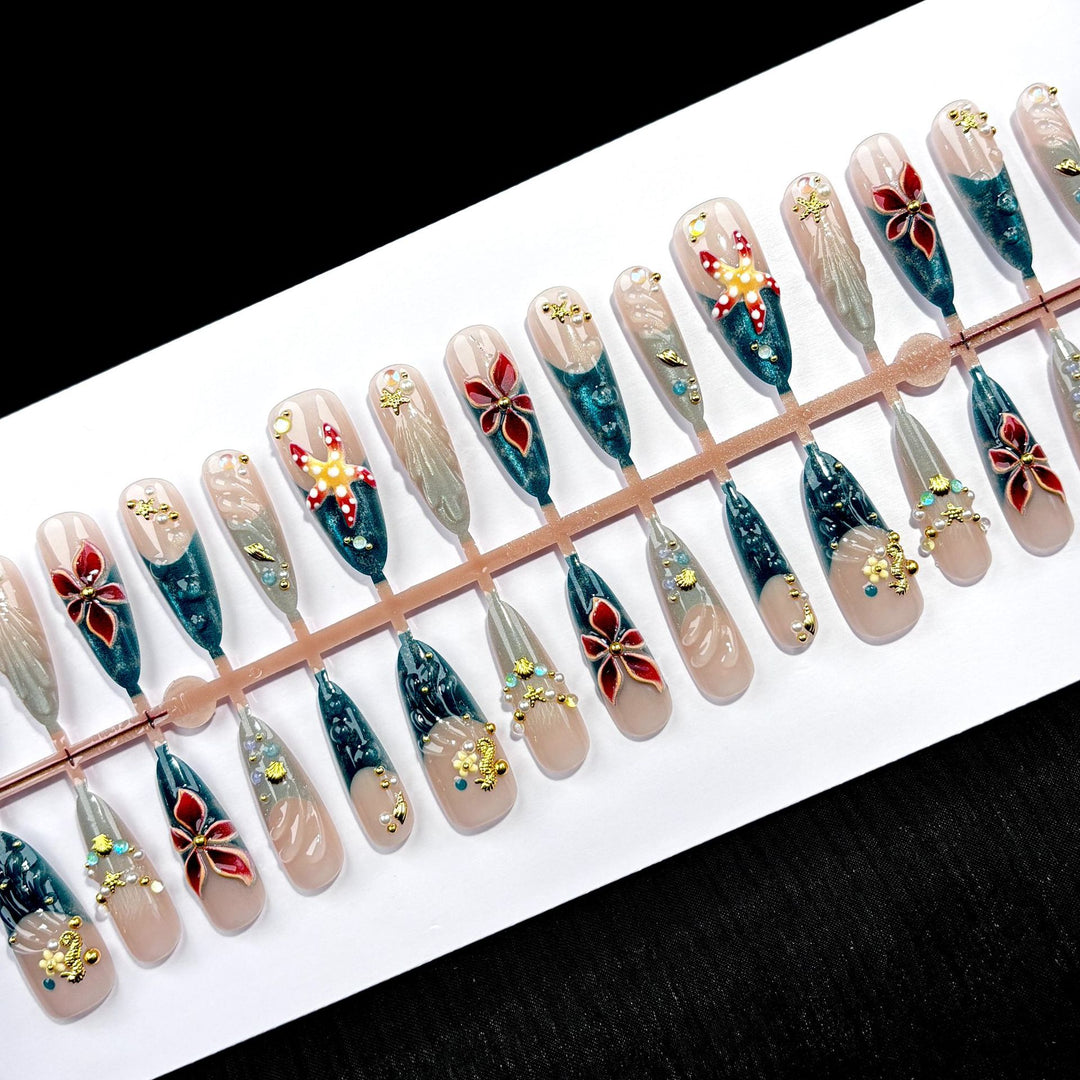 Blumenverzierte Luxus Press-On Nagelset