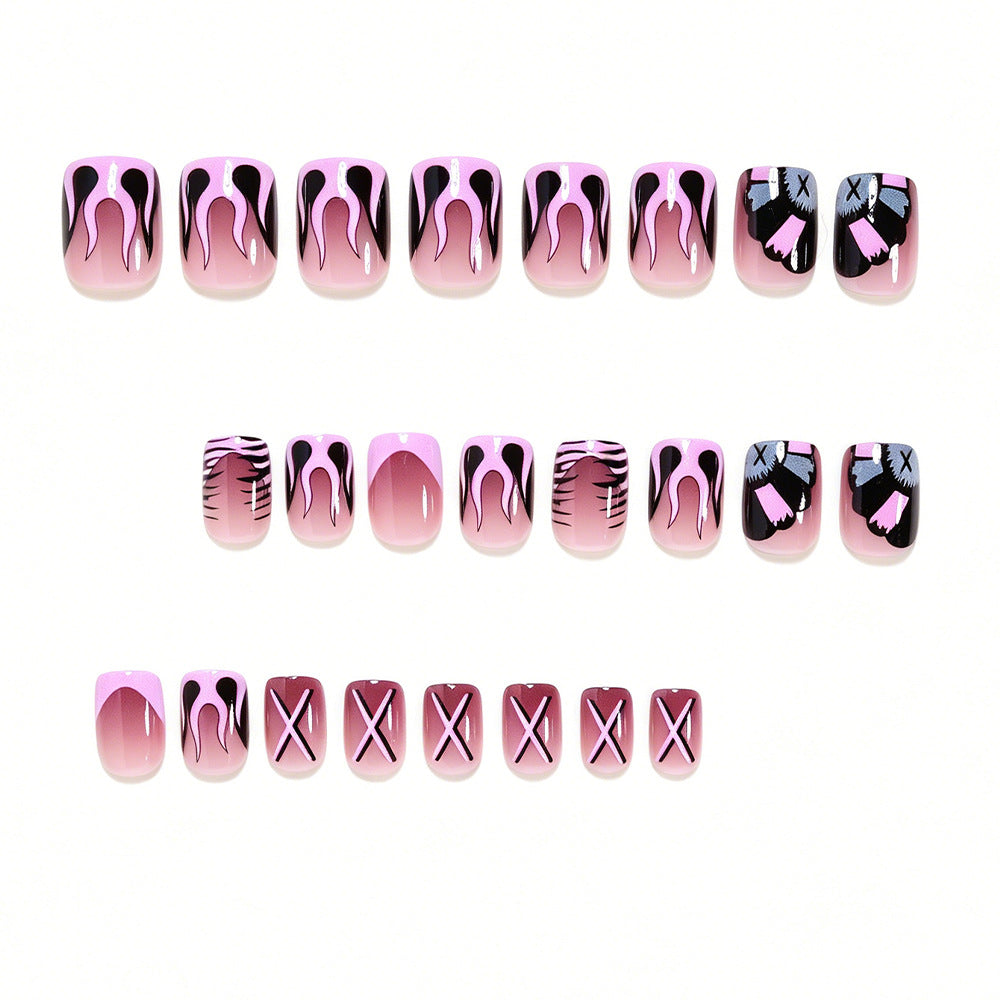 Künstlerische lange Nageldesign-Spitzen mit einzigartigen Mustern Karnz