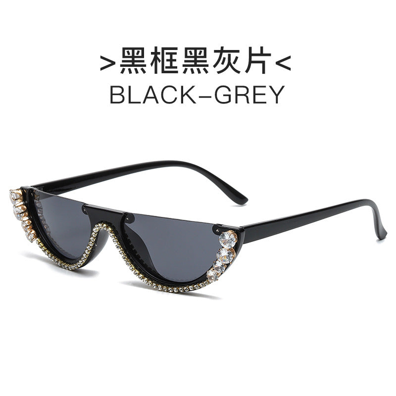 Damen Cat-Eye Sonnenbrille mit funkelnden Strassverzierungen Karnz