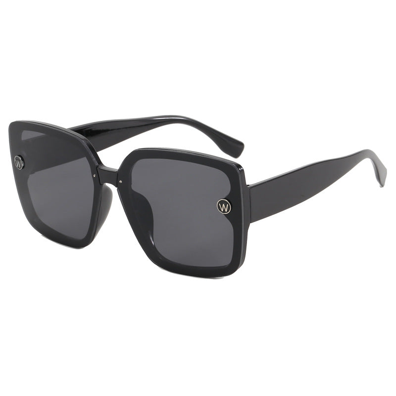 Damen modische quadratische Sonnenbrille mit extravagantem Design Karnz
