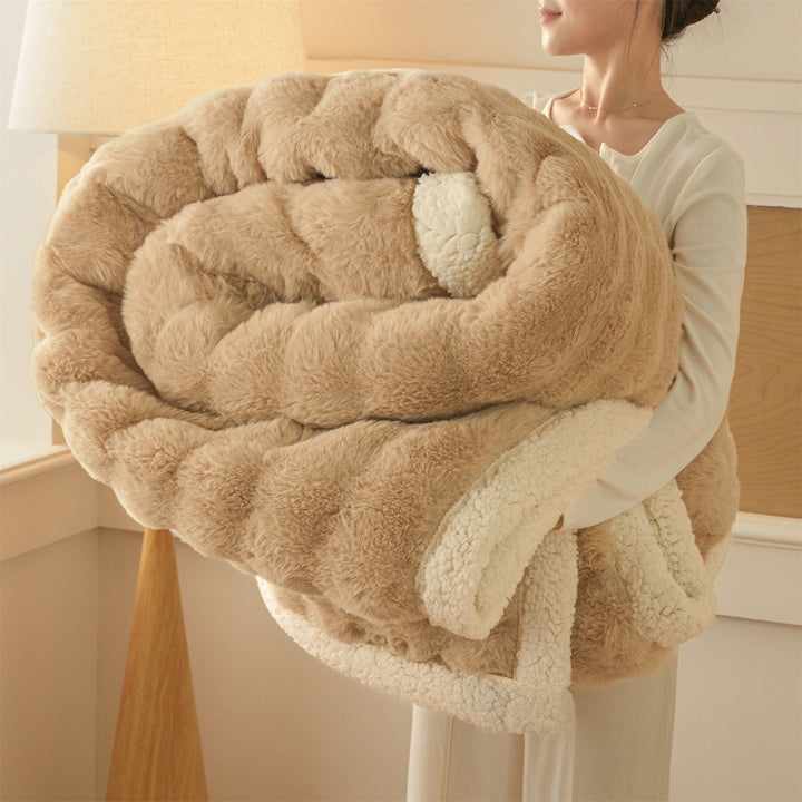 Luxuriöse strukturierte Fleece-Faux-Fur-Decke
