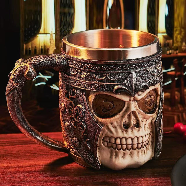 Bierkrug mit Totenkopf-Design Karnz