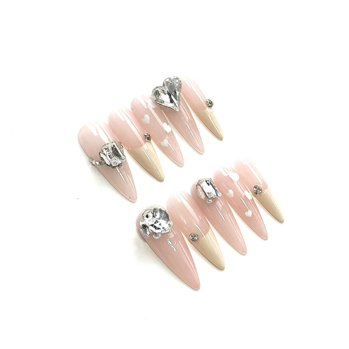 Elegante mit Strass besetzte Press-On Nägel