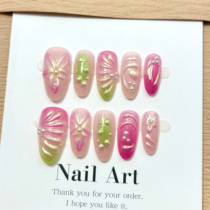 Künstlerische Nagelkunst Tipps 1790745833