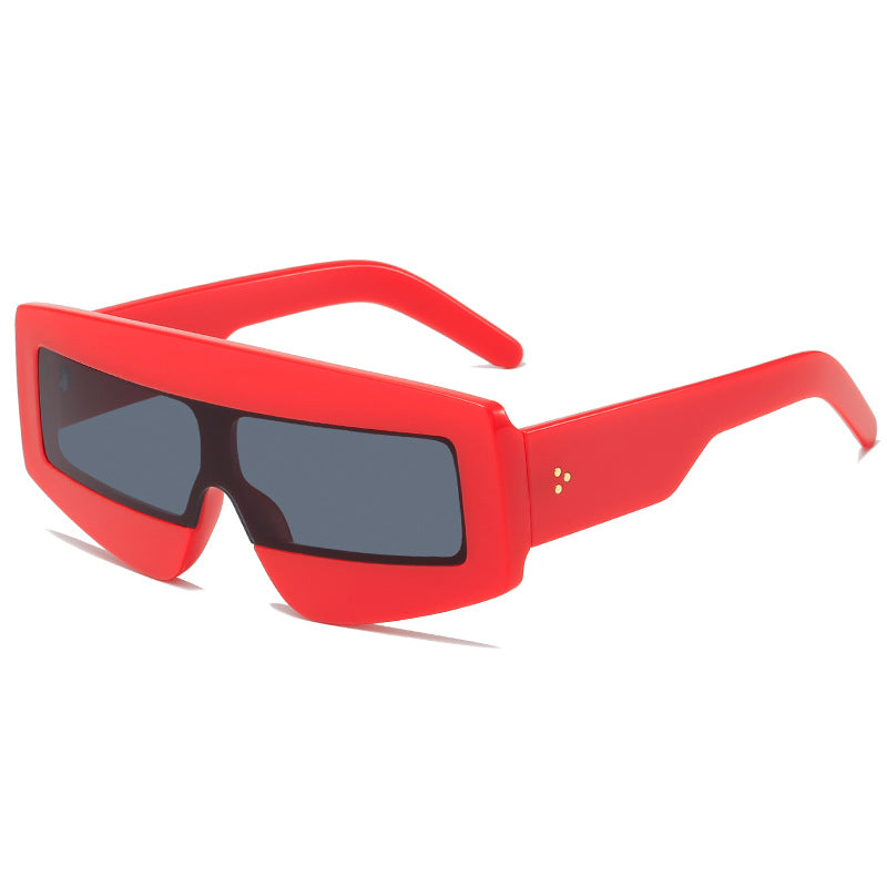 Damen futuristische Sonnenbrille im chunky Design Karnz