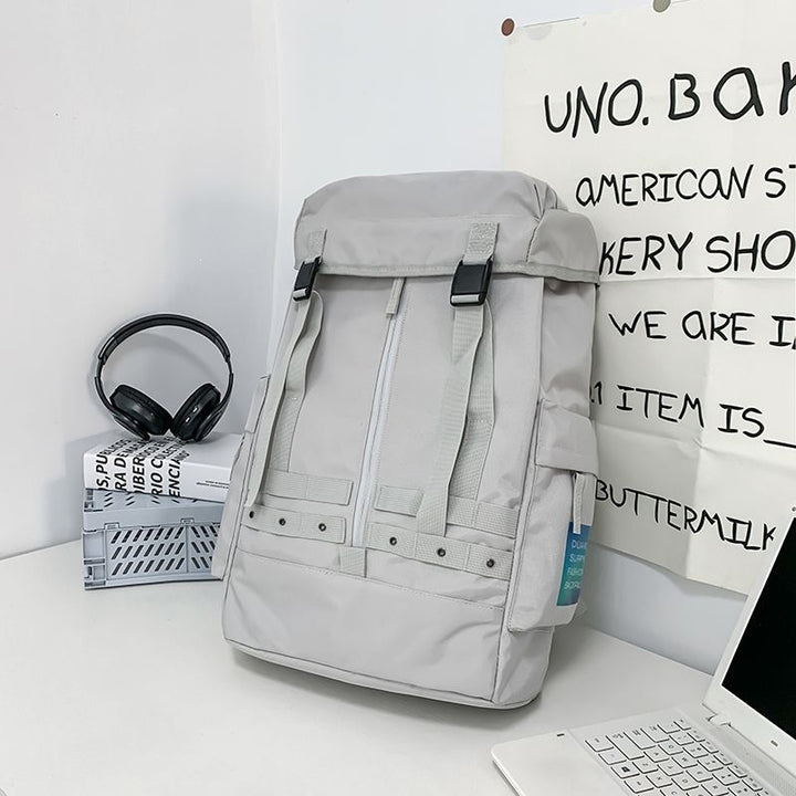 Vielseitiger Outdoor-Reiserucksack Karnz