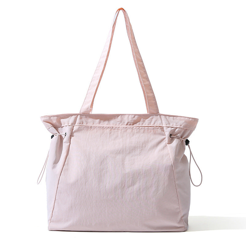 Geräumige multifunktionale Reisetasche Karnz