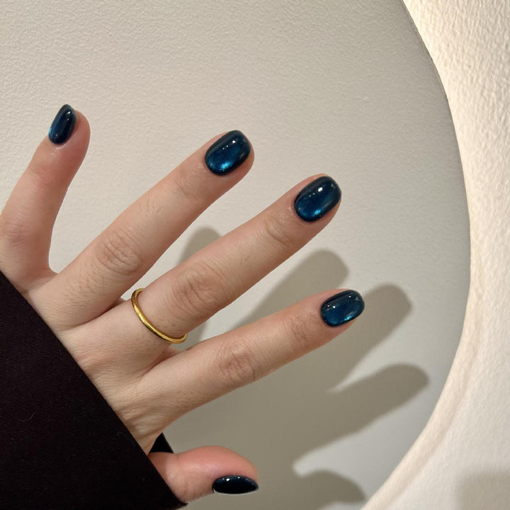 Künstliche Nagelspitzen Im Modischen Schimmer-Look Karnz
