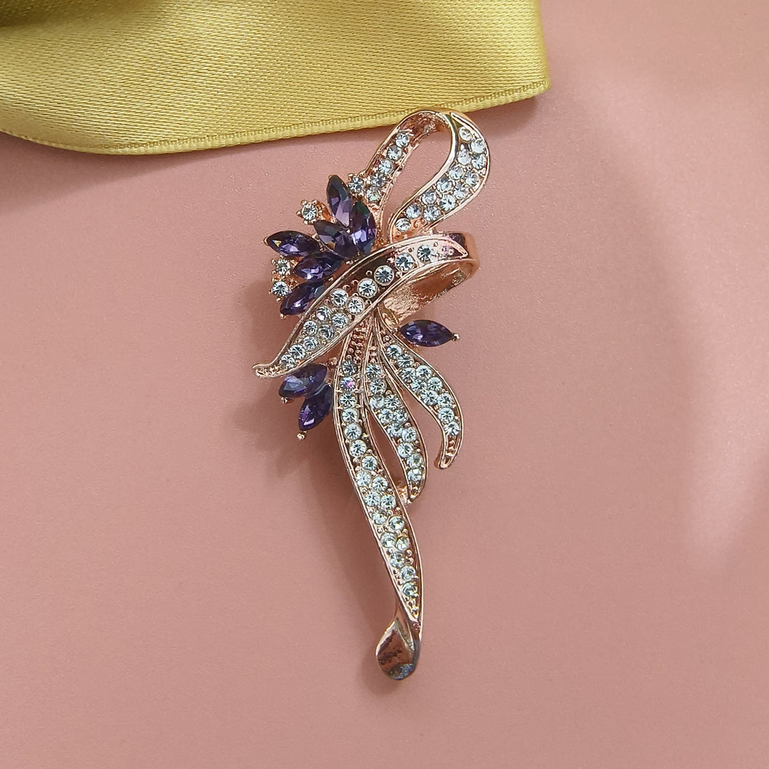 Exquisite Brosche mit Funkelnden Zirkonia und Blauen Edelsteinen Karnz