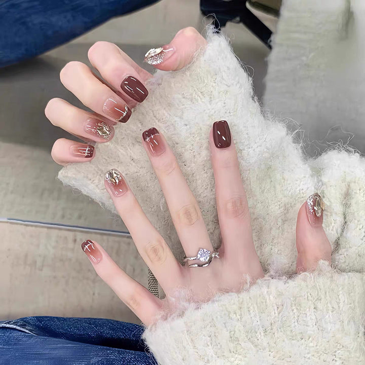 Premium Glitzernde Press-On Nagelerweiterungen Karnz