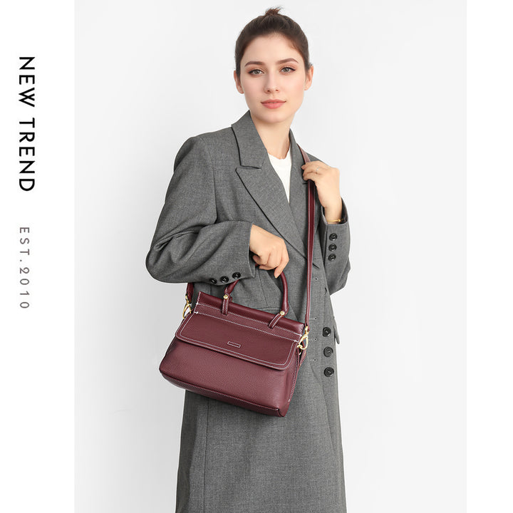 Top-Handle genarbtes Leder-Satchel mit Kontrastnähten