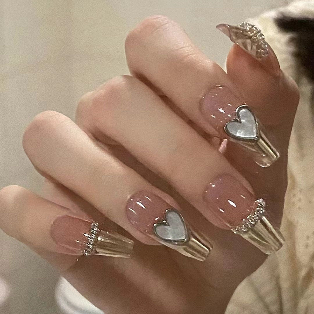 Dekorative Press-On Nagelspitzen Karnz