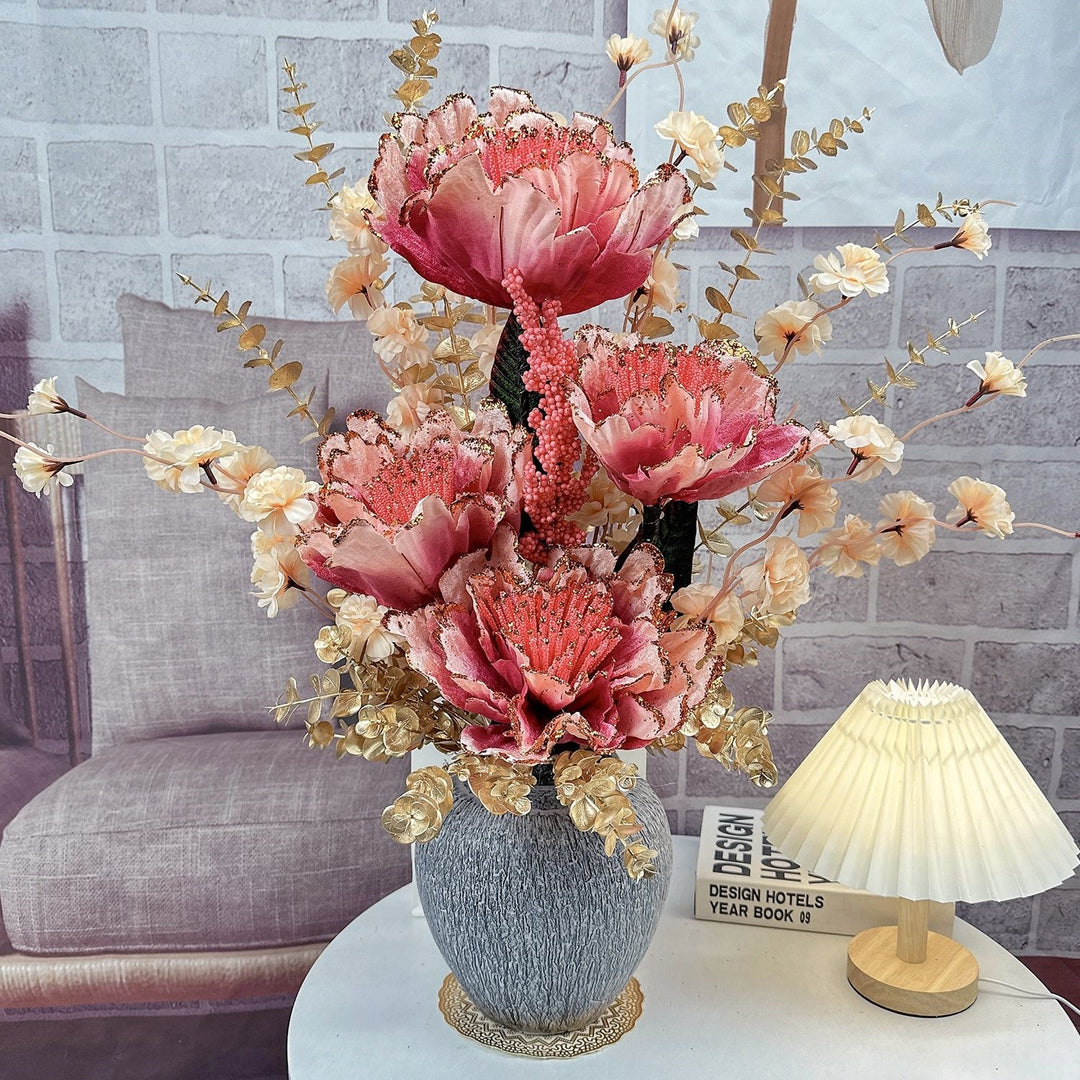 Künstliches Blumenarrangement
