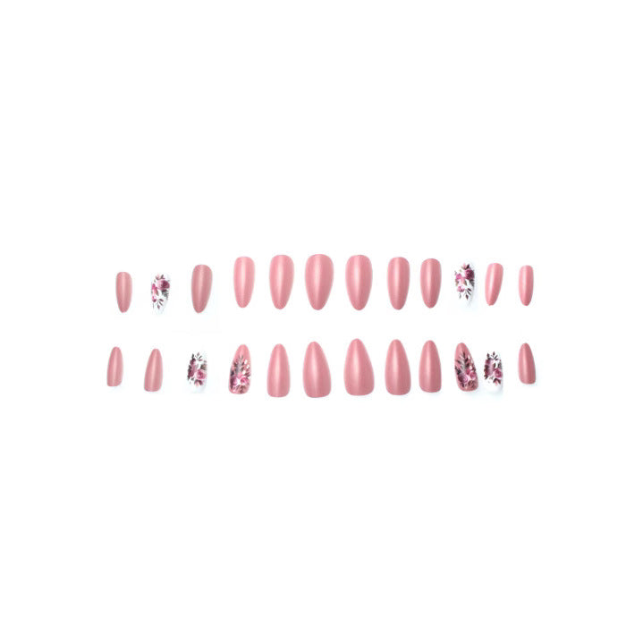 Elegantes Blumen-Nageldesign Karnz