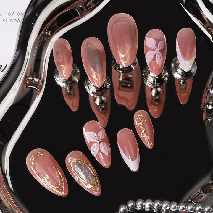 Künstlerische Press-On Nagelspitzen Kollektion Karnz