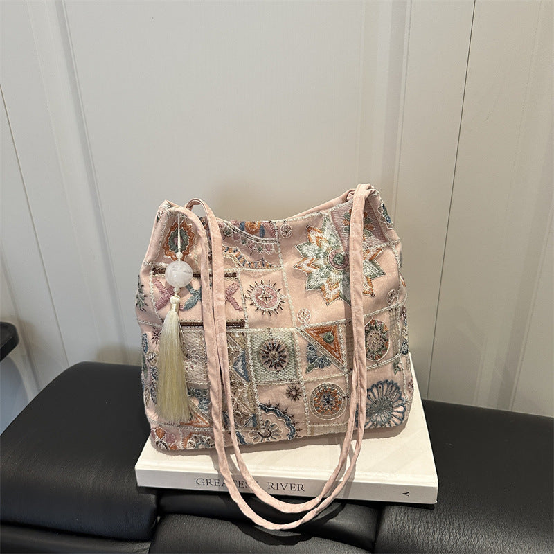Bestickte Boho-Umhängetasche