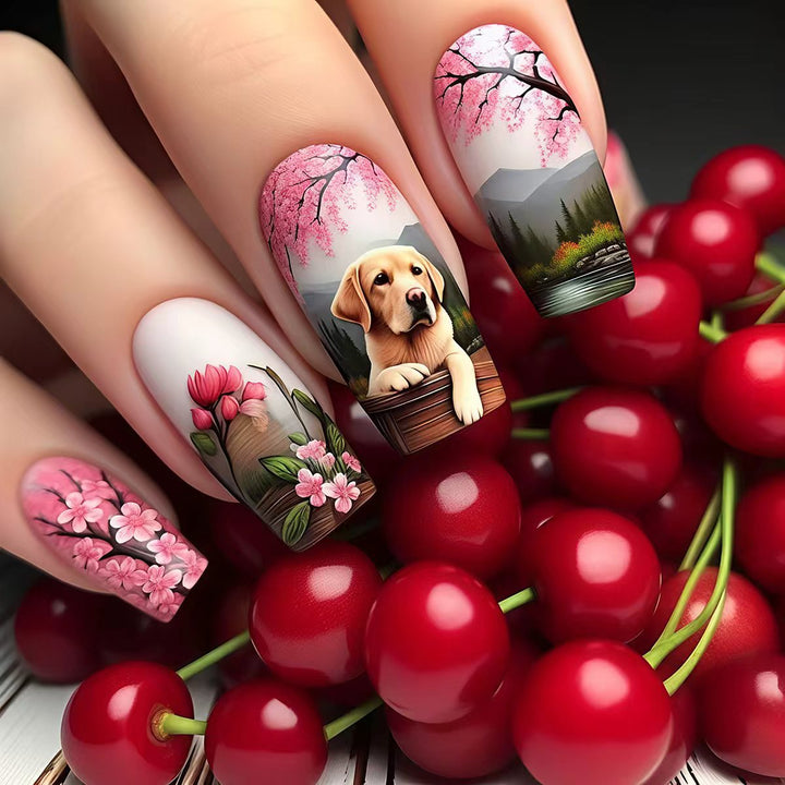 Kunstnägel mit Floralen und Tierischen Motiven Karnz