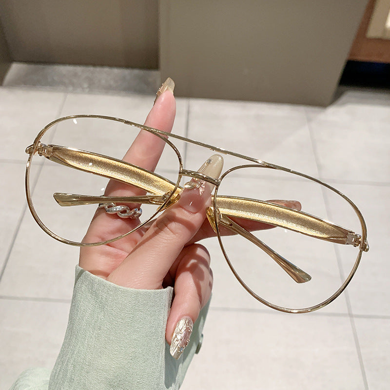 Damen exklusive Designer-Brille mit eleganten Details und hochwertigem Metallrahmen Karnz