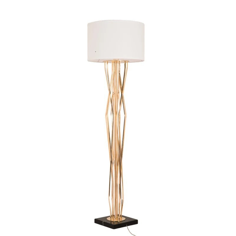 Elegante skulpturale Tischlampe