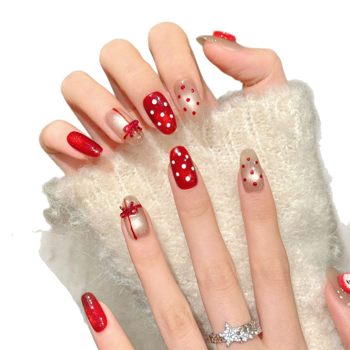 Festliches Press-On Nagelkunst Set