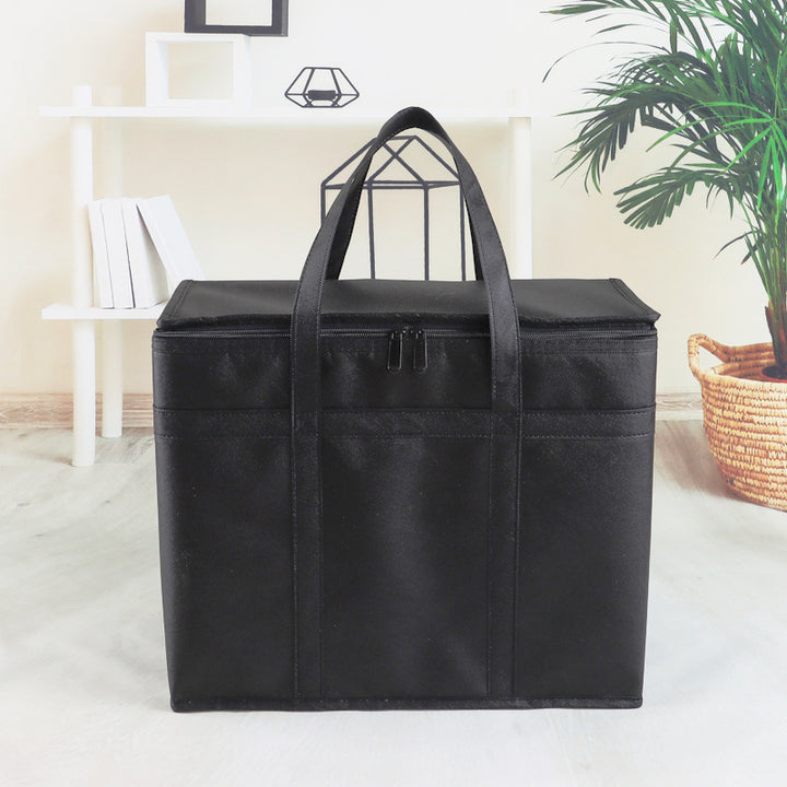 Isolierte Lunchbox Karnz