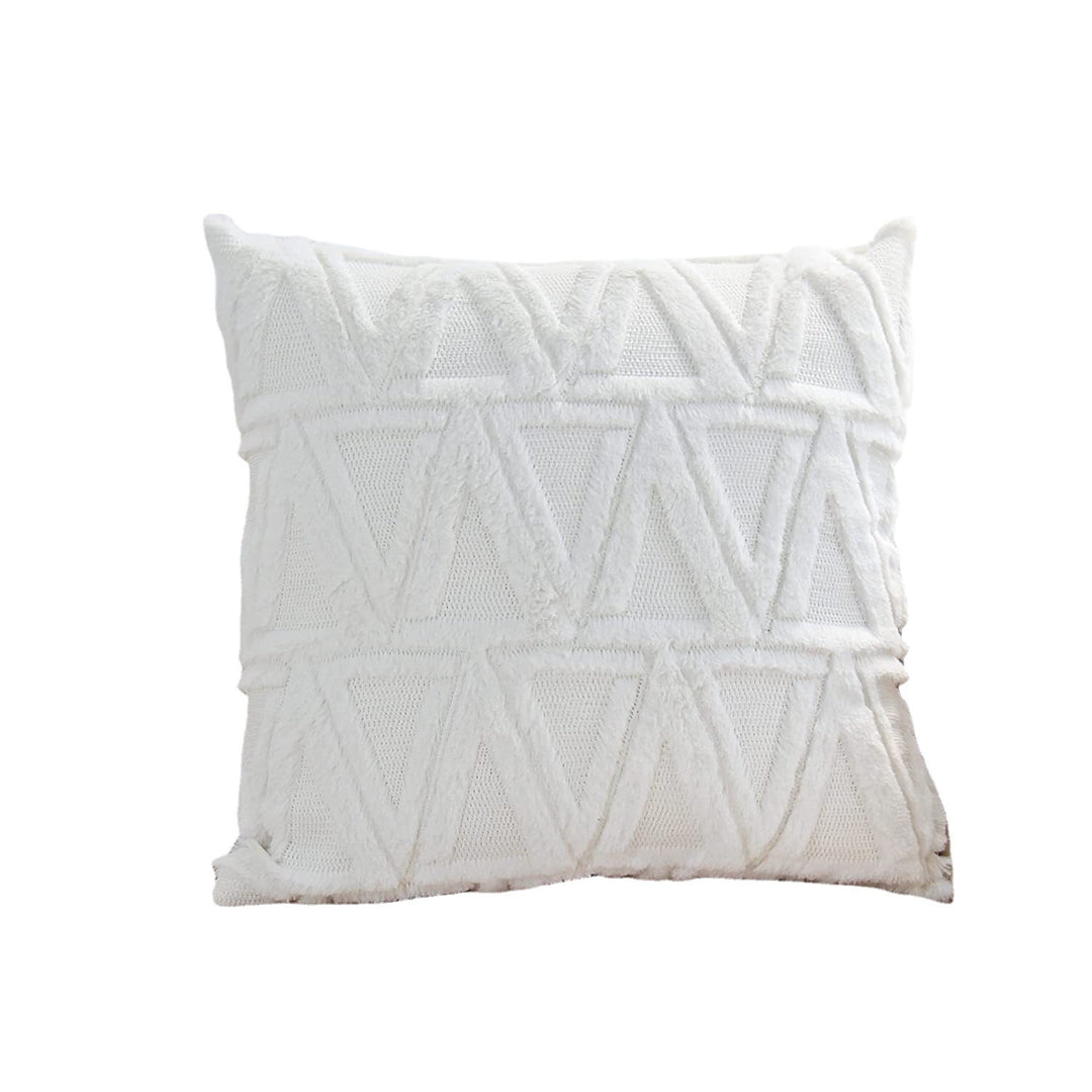 Quadratischer Kissenbezug mit geometrischem Chenille‑Tufting und weichem Baumwollmix Karnz
