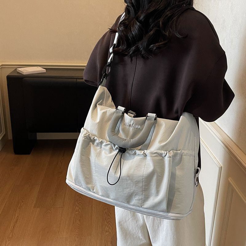 Multi-Pocket Reise-Duffle Bag Karnz