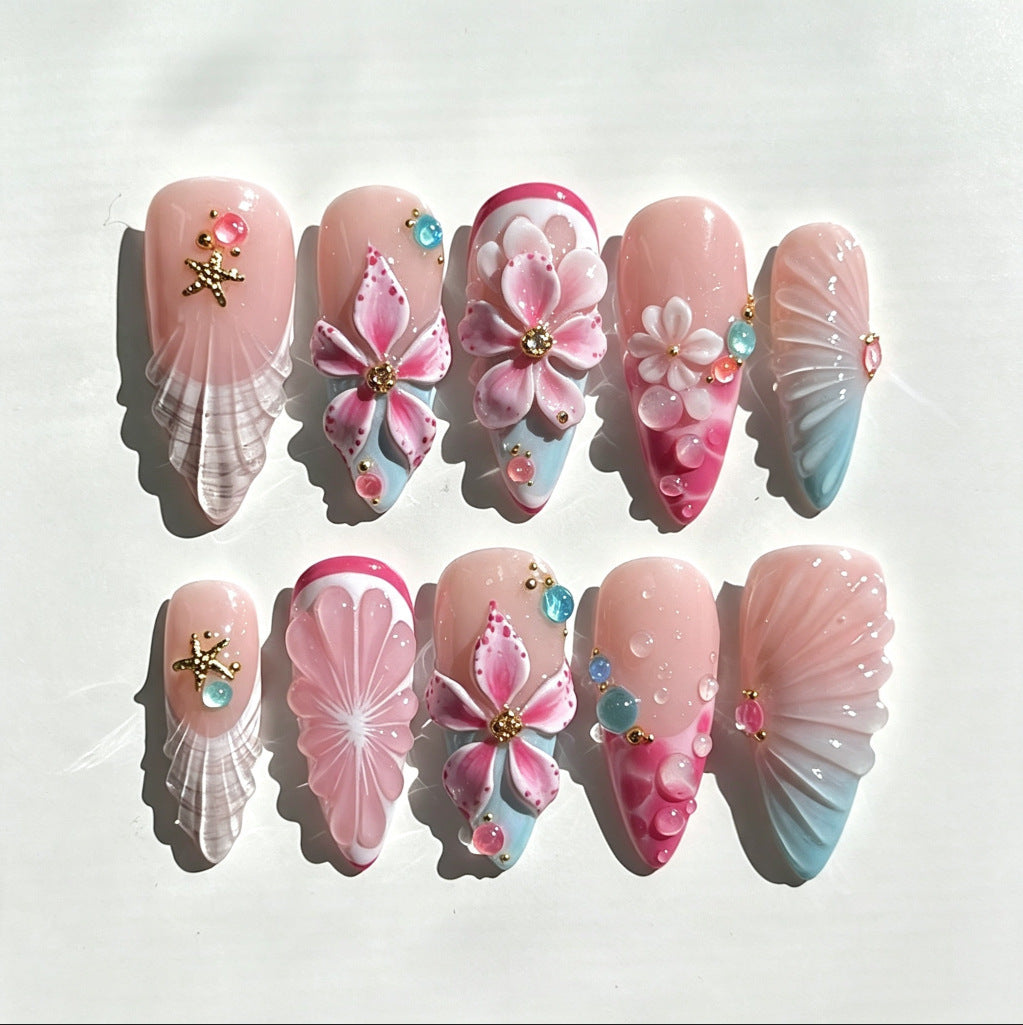 Künstlerisches Blumen Press-On Nagelset mit 3D Akzenten Karnz