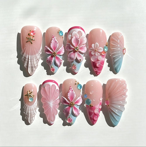 Künstlerisches Blumen Press-On Nagelset mit 3D Akzenten Karnz