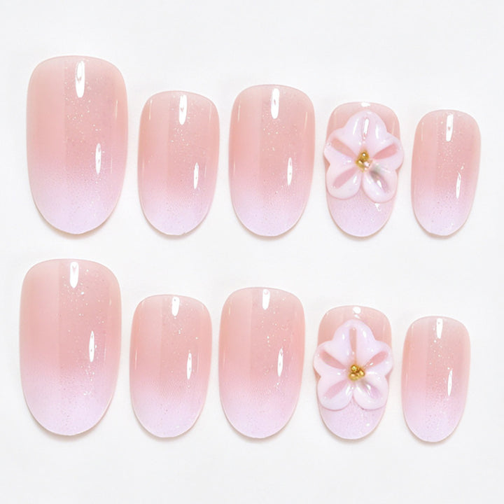 Elegante florale Nagelkunst Karnz