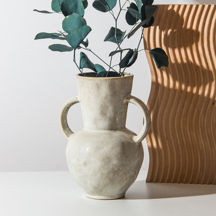 Handgefertigte dekorative Keramikvase