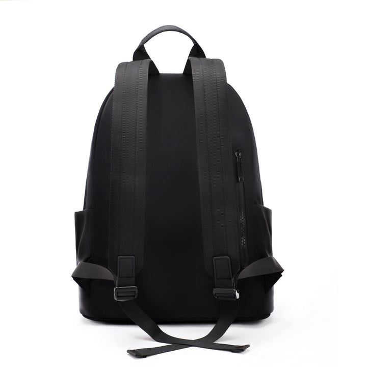 Sleek Urban Funktionaler Rucksack Karnz