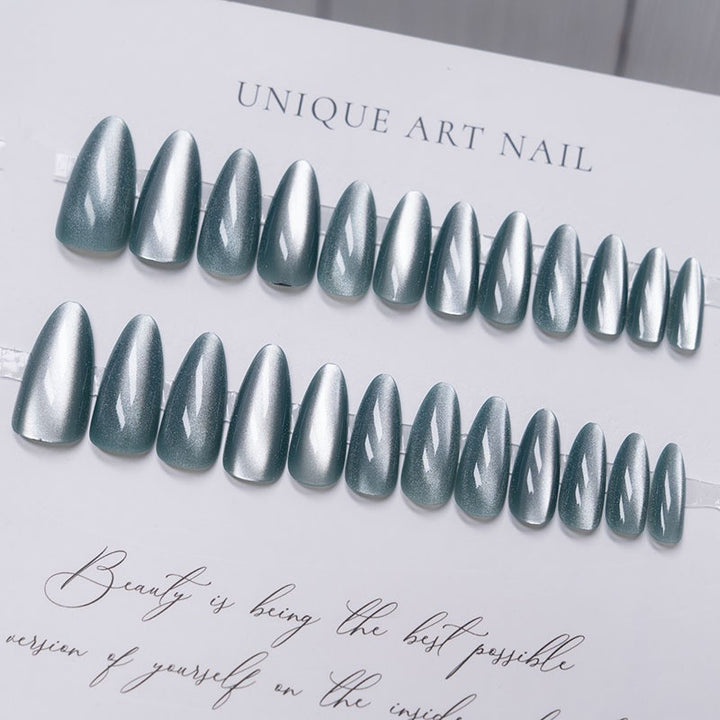 Künstlerisches Press-On Nagelset